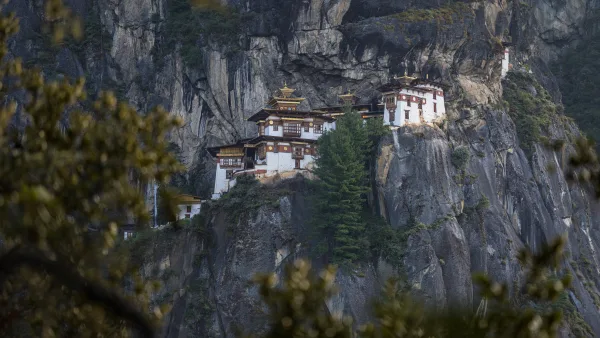 Bhutan King Jigme Khesar Namgyel Wangchuck: The People’s King Leading a Nation of Happiness 2 Bhutan King Jigme Khesar Namgyel Wangchuck: